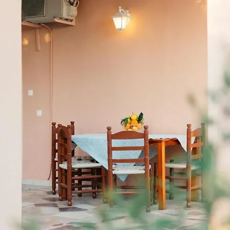 Holiday home Kanouli Beach House *