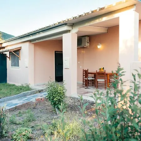 Kanouli Beach House Holiday home Halikounas