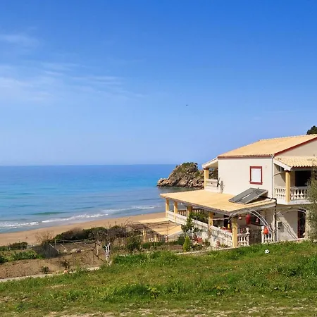 Apartment House Tolis - *