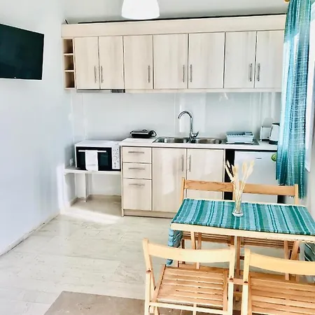 Apartment Banos And Swimming Pool Roda (Corfu)