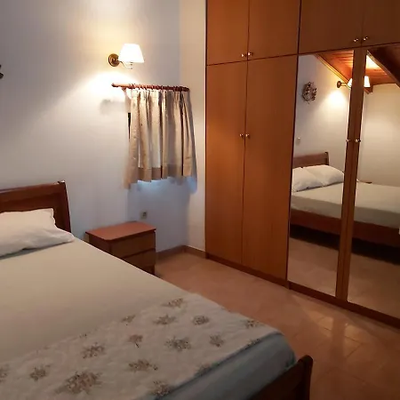 Apartment Mirmidones Corfu