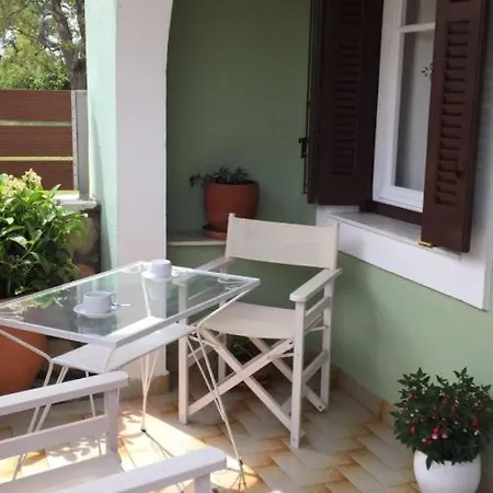 Tina Country * Acharavi (Corfu)