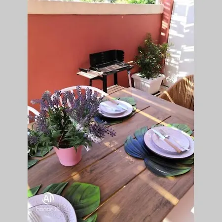 Lefko's House- Contemporary, Fully Renovated House Kassiopi