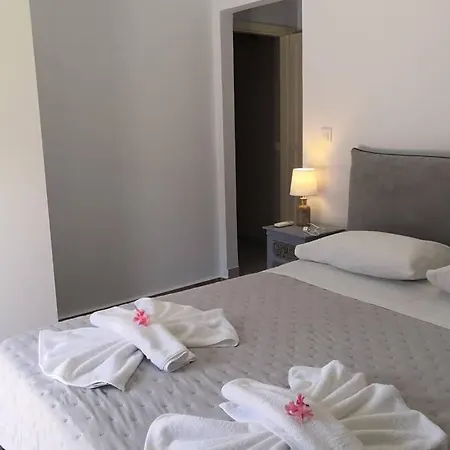 Lefko's House- Contemporary, Fully Renovated House Holiday home Kassiopi