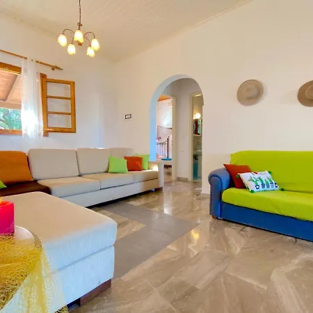 Villa Marialetta St Stephanos With Private Pool By Dadovillas *