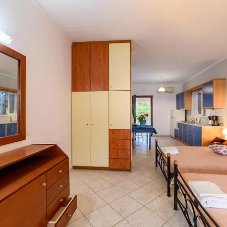 Apartment Tolis Aparts Pelekas