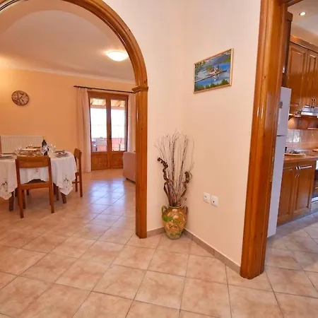 Apartment Big New House Near The Kanali (Corfu)