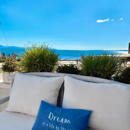Blue View House Holiday home *