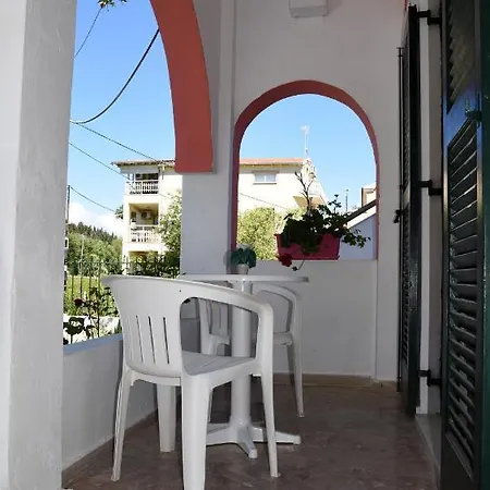 Nefeli Mare Kavos
