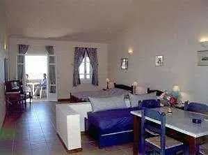 Century Hotel 4*