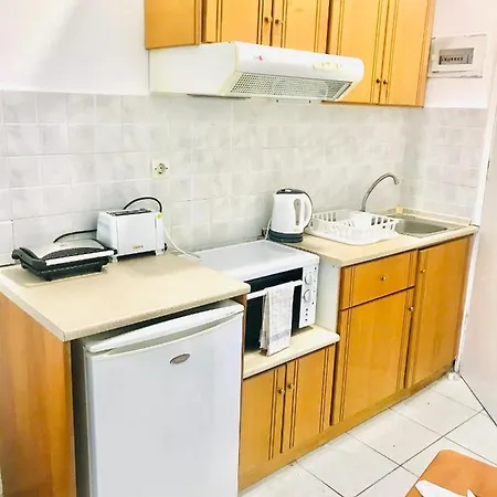 Banos And Swimming Pool Apartment Roda (Corfu)