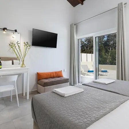 Alonaki Bay Villa Halikounas