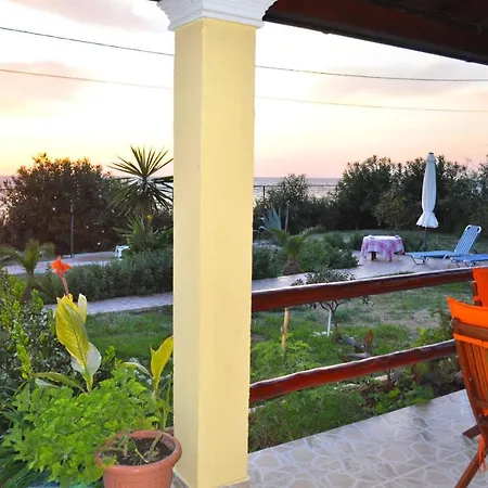 Beachfront Vacation Eftichia Holiday home Agios Gordios (Corfu)