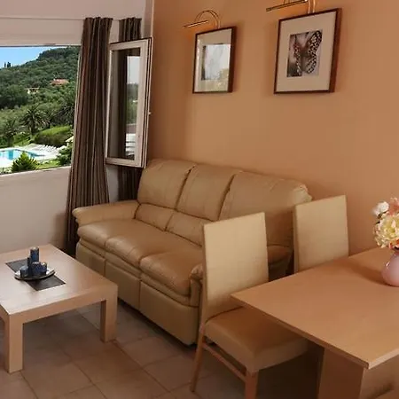 Hotel Rebecca's Village Karousades (Esperies)