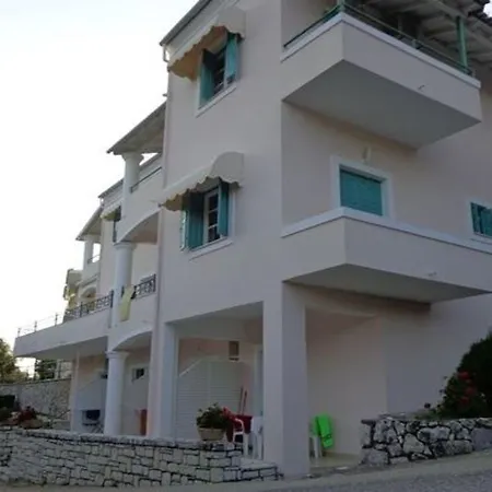 Frangis Hotel