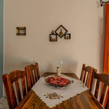 Dielino Amazing Sunset View Apartment Pentati
