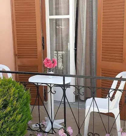 Elena Apartment *