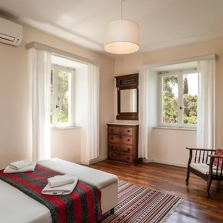 Bed & Breakfast Kefalomandouko *