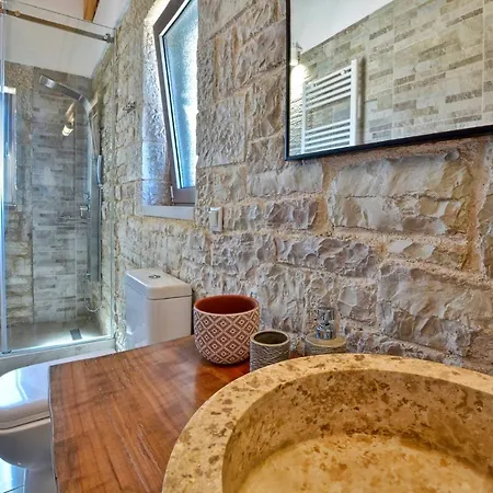 Villa Zeas *