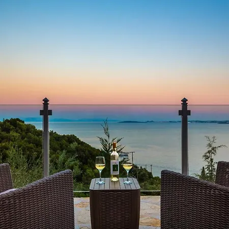 Adriana Sea View Villa *