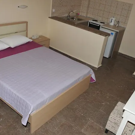 Anna Apartment Kontokali