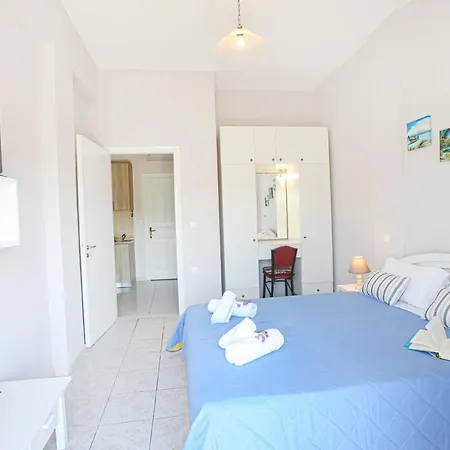 Angela's House By The Sea Apartment