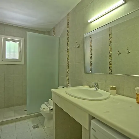 Villa Beachfront Seasun By Posarellivillas Agios Spyridon (Corfu)
