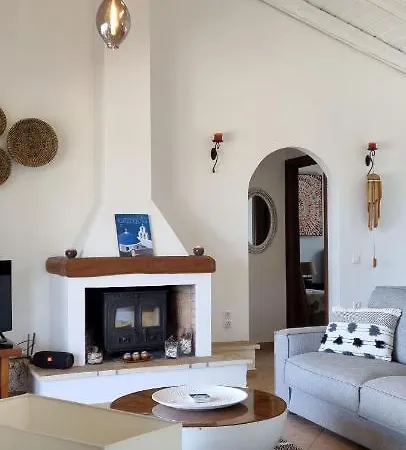 Villa Theia