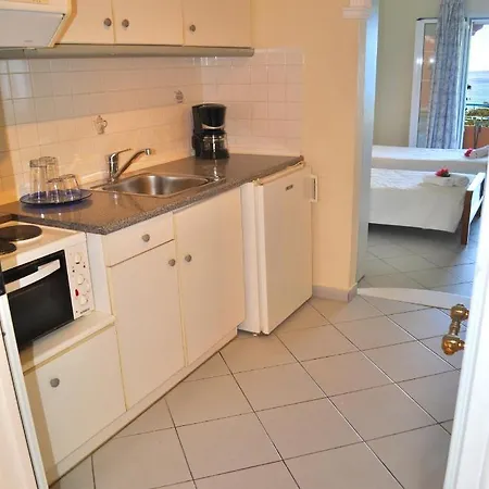 Appartement Studio Papadatos - Beach, Corfu *