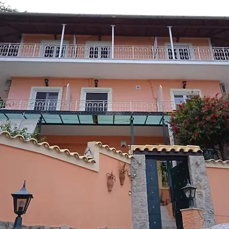 Panorama Apartment *