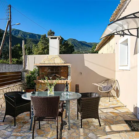Stavros House Holiday home *