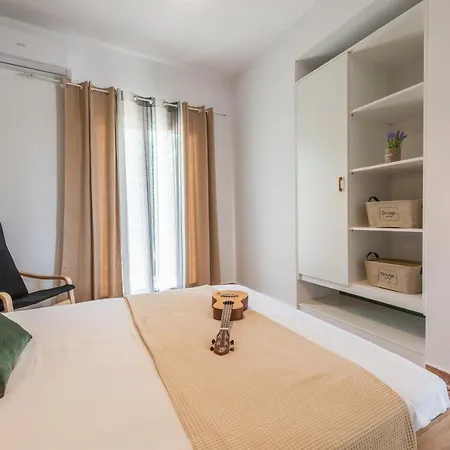 Lazaris Apartment Almiros Beach