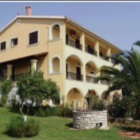 Nikoleta's Corfu Apartment *