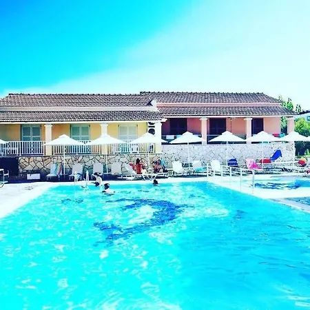 Nikoleta's Corfu Apartment *