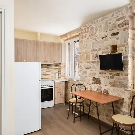 Q Corfu Apartment *