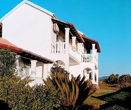 Spiros Maria Apartment