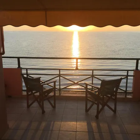 Hotel Christina Mesongí