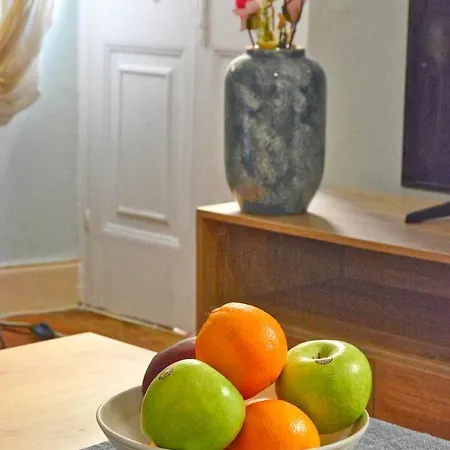 Apartment Roses In Corfu Centre