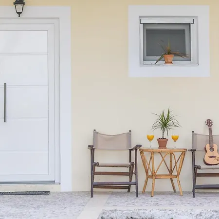 Apartment Lazaris *