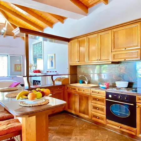 Villa Fantasia With Private Pool By Dadovillas Nisaki (Corfu)