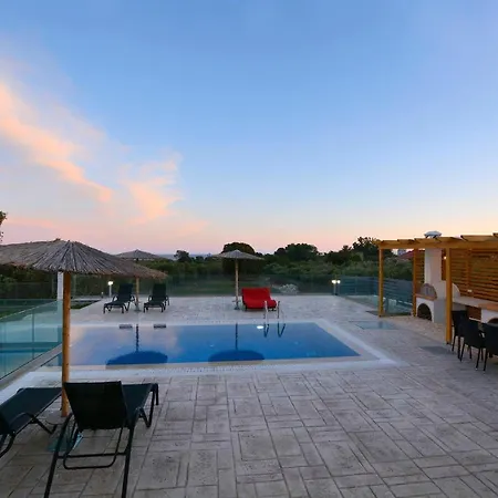 Zeas Villa *
