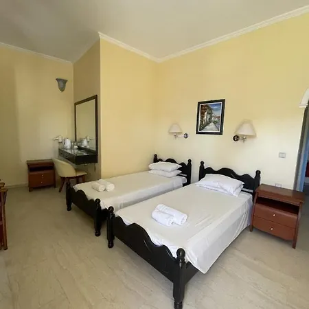 Hotel Christina 4*