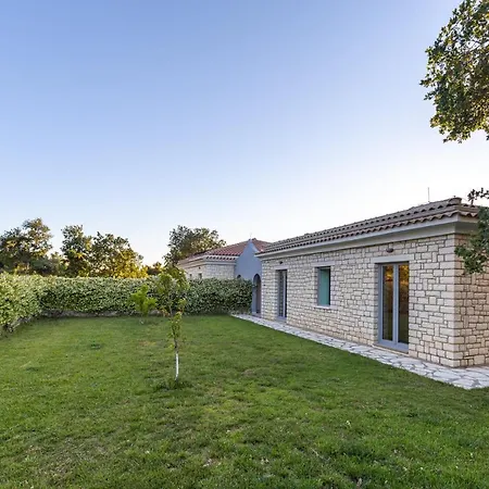 Dafni & Nikos Corfu