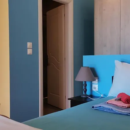 Rolling Stone Apartment *
