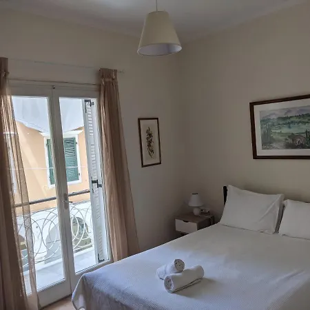 Central Corfu Town Apartment *