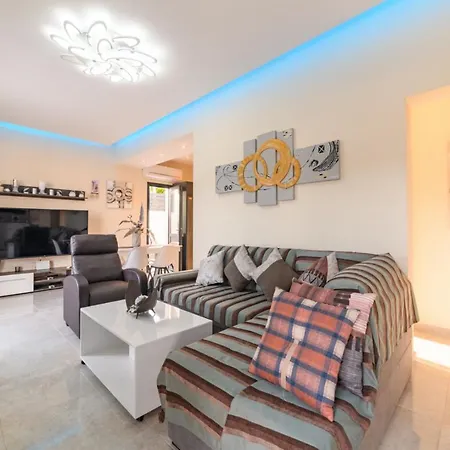 Apartment Marilena *