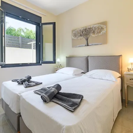 Marilena Apartment *
