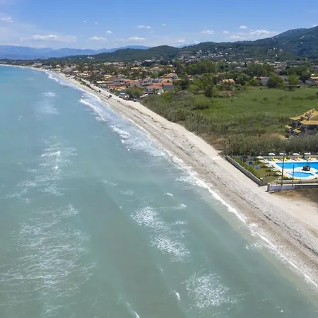 Amorossa With Garden View & Shared Pool By Konnect, Corfu Apartment Roda (Corfu)