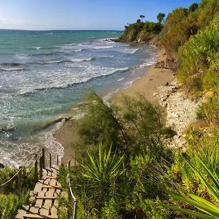 Blue Sky Cottage, Kanouli Holiday home Halikounas