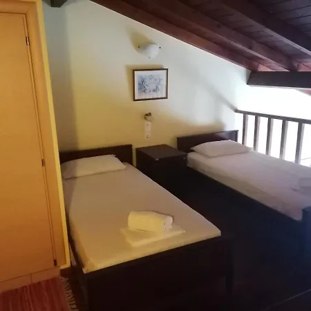 Blue Garden Aparthotel 3*